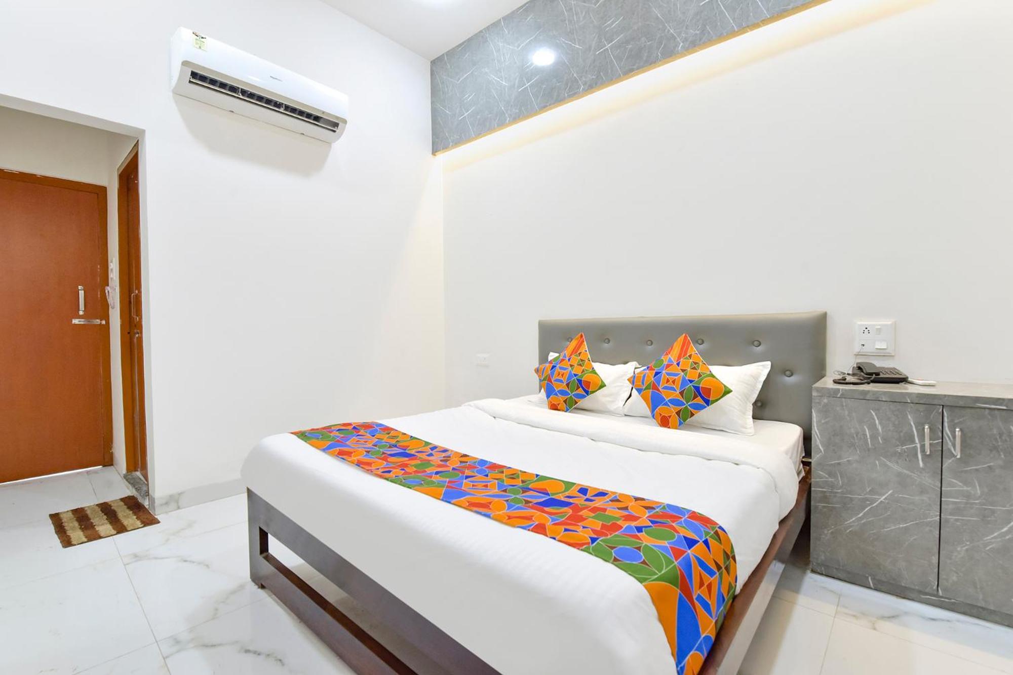 Fabhotel Grand Embassy Индаур Экстерьер фото